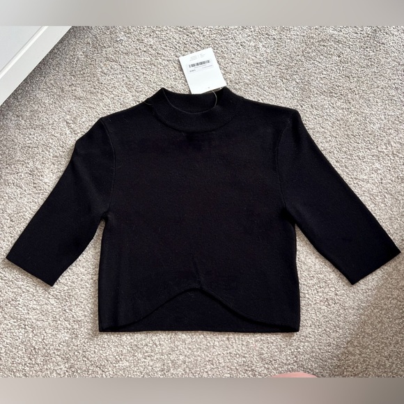 Oak + Fort 3/4 sleeve crop top - Picture 3 of 6